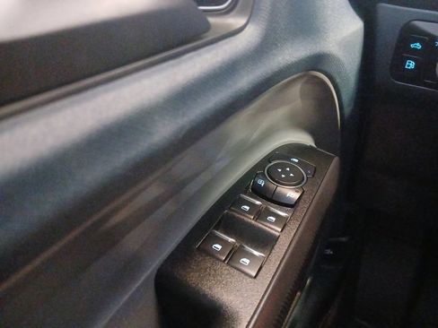 Used 2024 Ford Maverick Lariat w/ Black Appearance Package FWD image 18