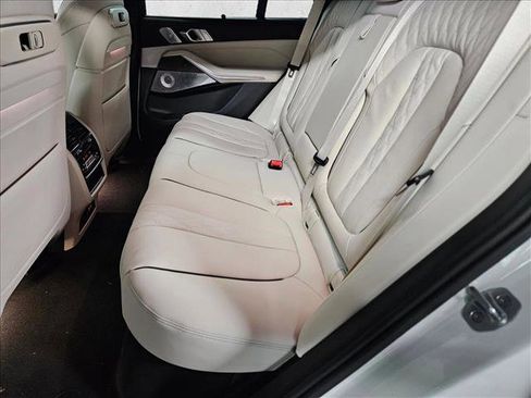 New 2026 BMW X5 M60i image 15