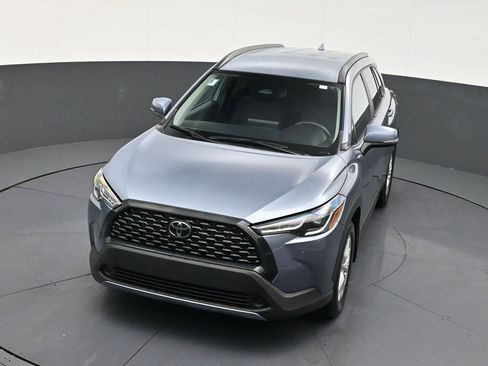 Used 2024 Toyota Corolla Cross LE image 19