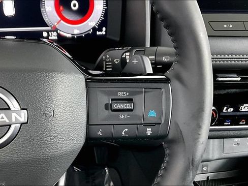 Used 2026 Nissan Rogue Platinum w/ Platinum Premium Package AWD/4WD image 19