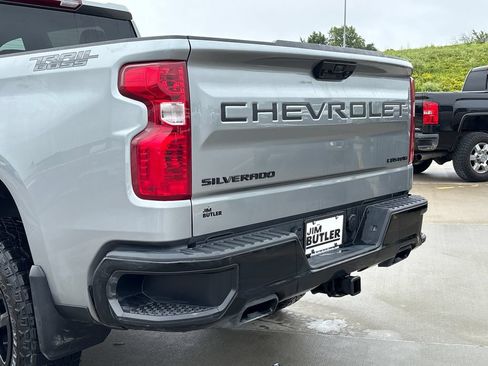 Used 2025 Chevrolet Silverado 1500 Custom Trail Boss w/ Dark Appearance Package AWD/4WD image 52