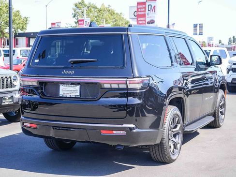 New 2026 Jeep Grand Wagoneer Limited w/ HD Trailer Tow Package AWD/4WD image 6