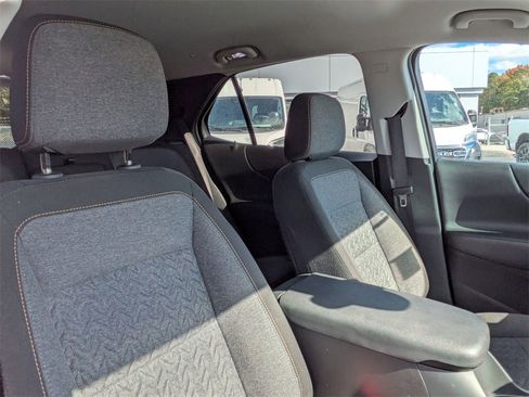 Used 2024 Chevrolet Equinox LT image 21
