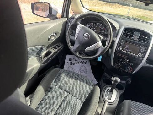Used 2017 Nissan Versa Note SV image 23