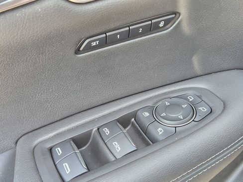 Used 2024 Cadillac XT6 Sport w/ Technology Package image 31