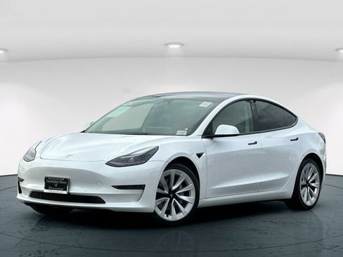 Used 2022 Tesla Model 3 Long Range image 2