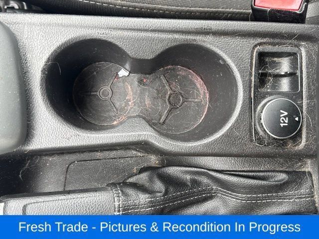 Used 2012 Ford Focus SE FWD image 13