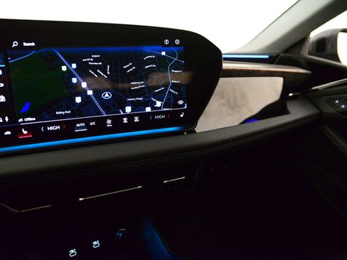 Certified 2025 Audi A6 e-tron Premium Plus w/ Premium Plus image 20