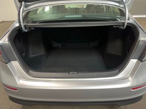 Used 2025 Honda Accord SE image 16