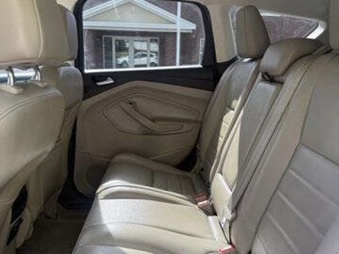 Used 2015 Ford Escape Titanium FWD image 9