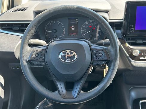 Used 2023 Toyota Corolla LE image 33