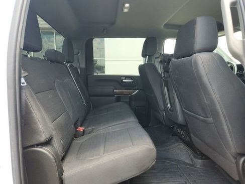Used 2022 GMC Sierra 2500 SLE w/ SLE Value Package; AWD/4WD image 17