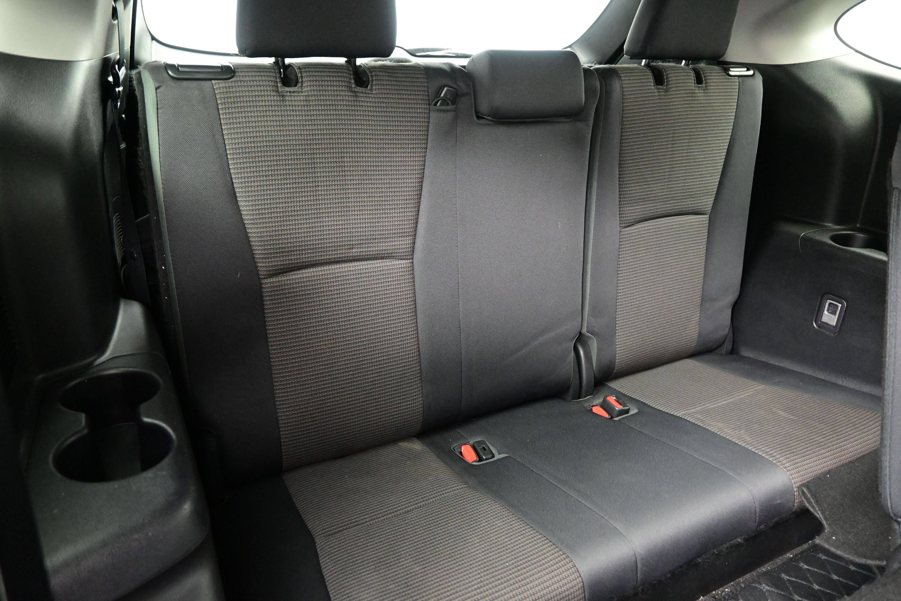 Used 2023 Toyota Highlander L AWD/4WD image 17