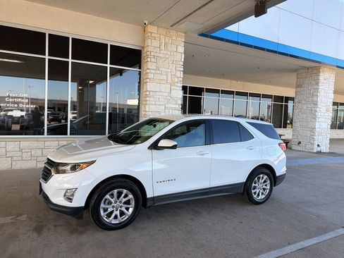Used 2020 Chevrolet Equinox LT image 5