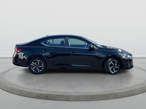 Certified 2024 Nissan Sentra SV FWD image 3