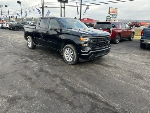 Used 2023 Chevrolet Silverado 1500 Custom image 7