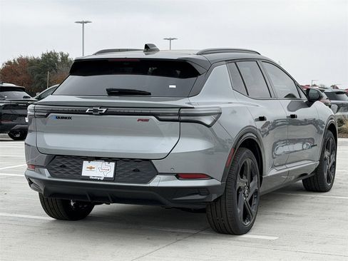 New 2026 Chevrolet Equinox EV RS image 4