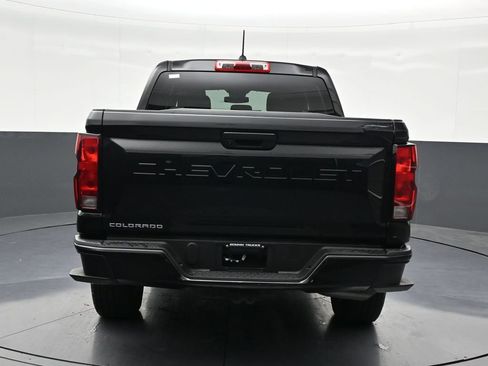 Used 2024 Chevrolet Colorado W/T image 4