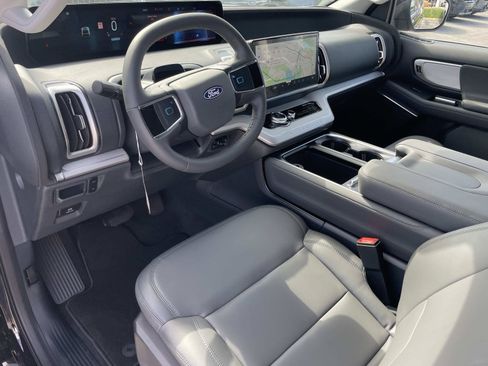 New 2027 Ford Expedition Active RWD image 8