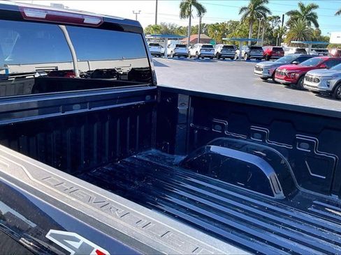 Certified 2023 Chevrolet Silverado 1500 Custom image 8