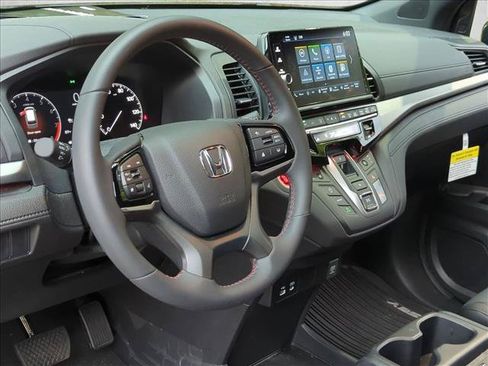 Certified 2026 Honda Odyssey Sport-L image 9