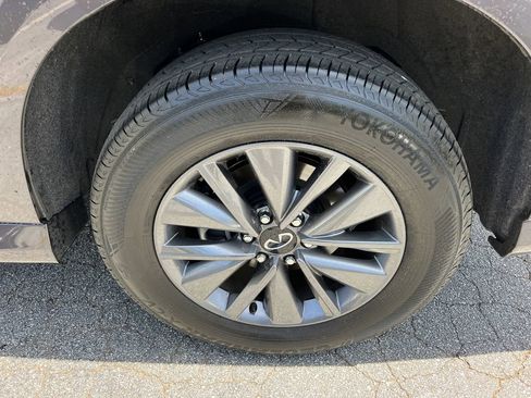 Used 2025 INFINITI QX80 Pure RWD image 16