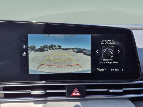 New 2026 Hyundai Elantra Limited FWD image 23