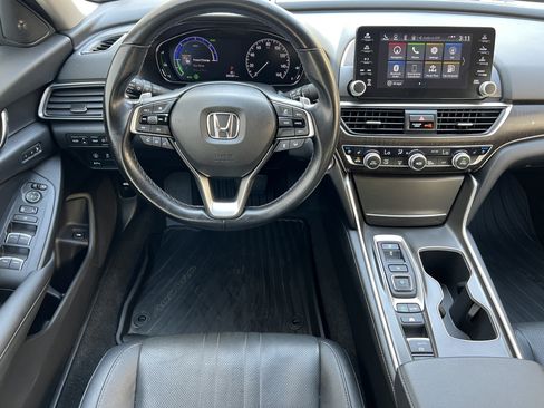 Used 2020 Honda Accord Touring image 33