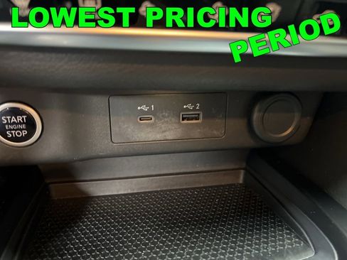 Used 2022 Nissan Rogue SV image 27