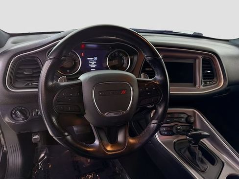 Used 2022 Dodge Challenger GT RWD image 12