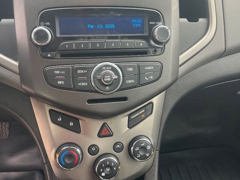 Used 2013 Chevrolet Sonic LT image 10