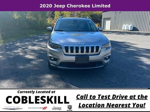 Used 2020 Jeep Cherokee Limited image 2
