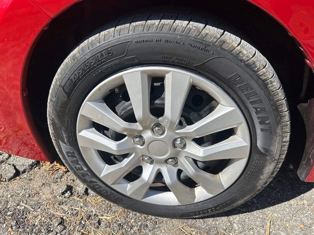 Used 2019 Toyota Corolla LE FWD image 22