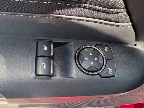 Used 2025 Ford Mustang Coupe RWD image 11