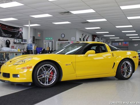 Used 2007 Chevrolet Corvette Z06 w/ Preferred Equipment Group image 3
