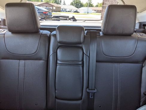Used 2012 Ford Focus Titanium FWD image 21