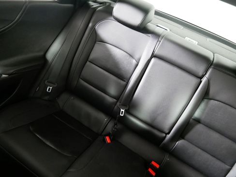 Used 2017 Chevrolet Malibu Hybrid w/ Leather Package image 12