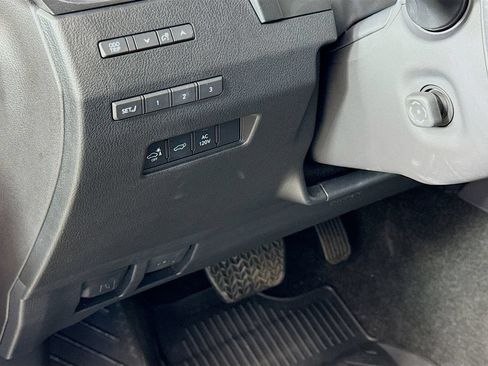 Used 2024 Lexus GX 550 AWD/4WD image 10
