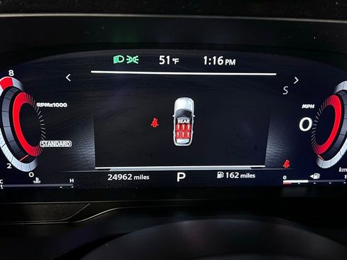 Used 2024 Nissan Pathfinder Platinum w/ Black Appearance Package image 14