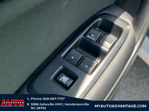 Used 2019 Ford Ranger XLT w/ Equipment Group 302A Luxury AWD/4WD image 23
