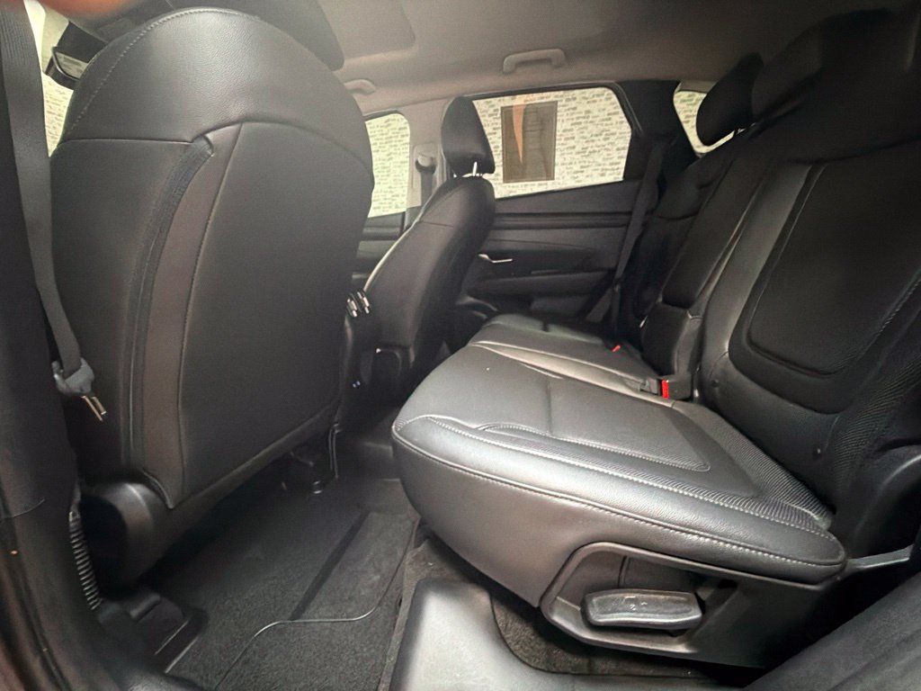 Used 2025 Hyundai Tucson SEL AWD/4WD image 14