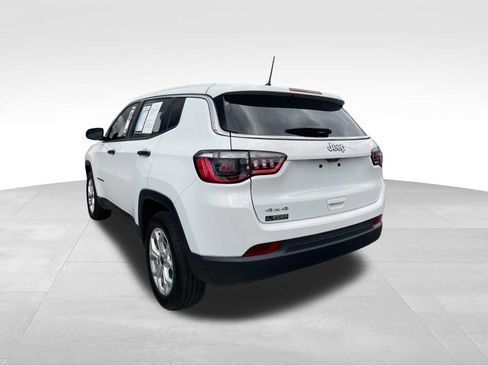 Used 2025 Jeep Compass Sport AWD/4WD image 7