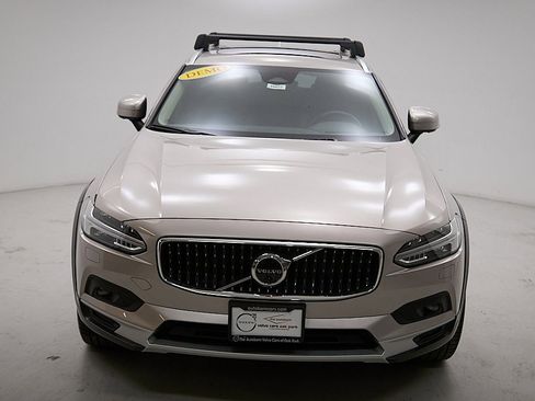 New 2026 Volvo V90 B6 Cross Country Ultra w/ Climate Package image 6