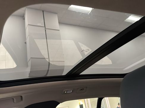 New 2026 Volvo XC40 B5 Ultra w/ Protection Package Premier image 25