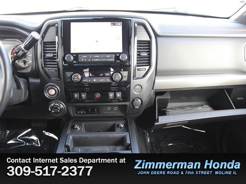 Used 2023 Nissan Titan PRO-4X w/ Pro-4x Convenience Package image 17