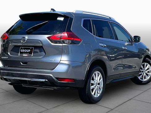 Used 2017 Nissan Rogue SV FWD image 13
