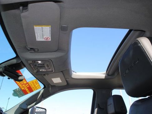 Used 2022 GMC Sierra 2500 Denali w/ Denali Ultimate Package image 23