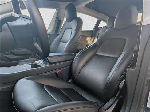Used 2020 Tesla Model 3 Performance image 17
