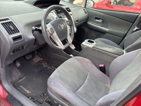 Used 2013 Toyota Prius V Two image 26