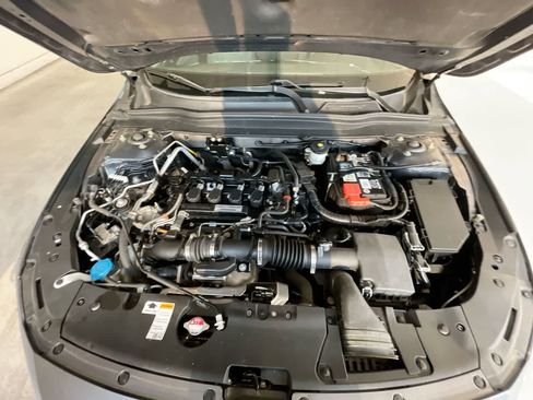 Used 2019 Honda Accord LX image 24